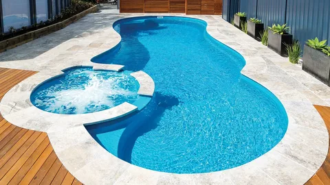 Top Swimming pool maintenance company in Dubai