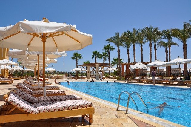 Swimming Pool Construction, Maintenance & Repair UAE