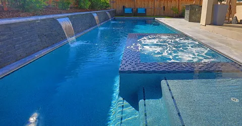 Pool Contractors Near Me 