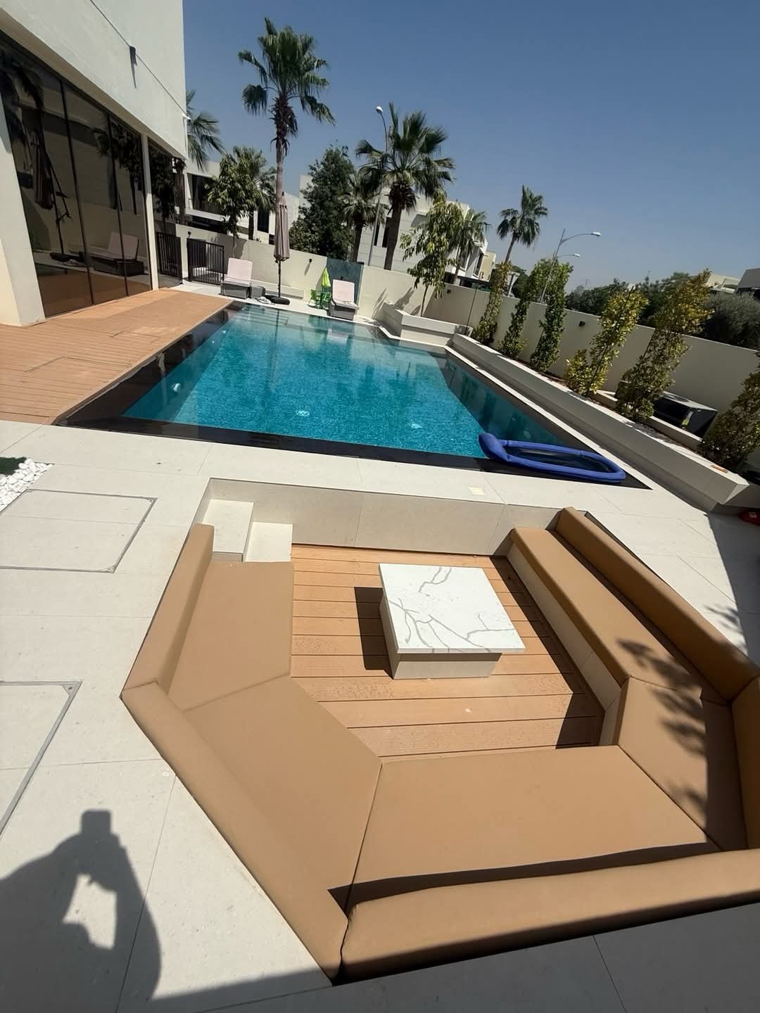 Affordable swimming pool contractors Dubai | top pool contractors in Dubai