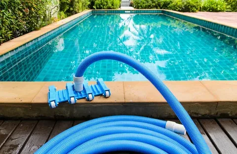 Swimming Pool Maintenance Contractors In Dubai