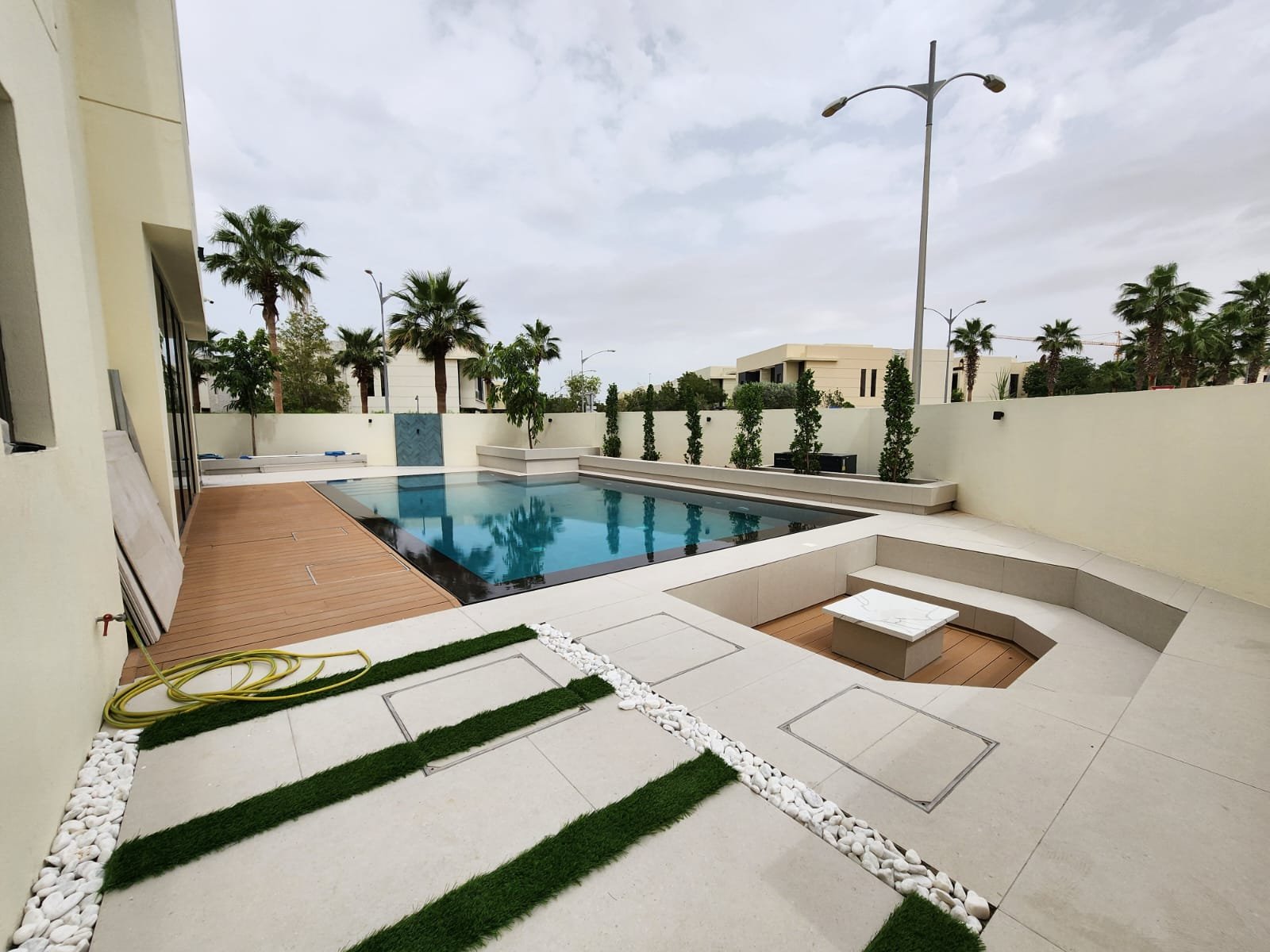 Luxury Projects Of Swimming Pool Contractor Dubai