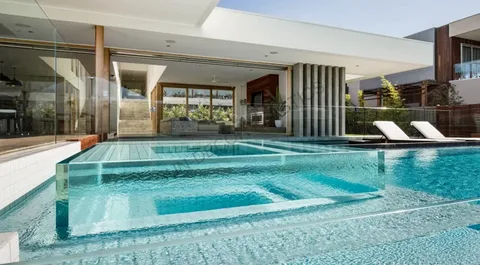 Types of Acrylic Pools, Structural Panels & Geometries in Dubai